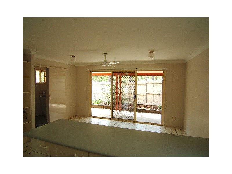 11 Eldon Place, Flinders View QLD 4305