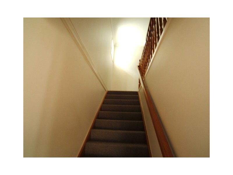 11 Eldon Place, Flinders View QLD 4305