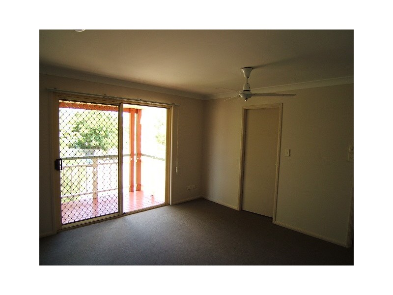 11 Eldon Place, Flinders View QLD 4305