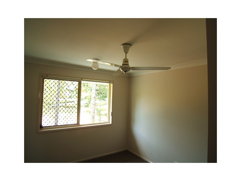 11 Eldon Place, Flinders View QLD 4305