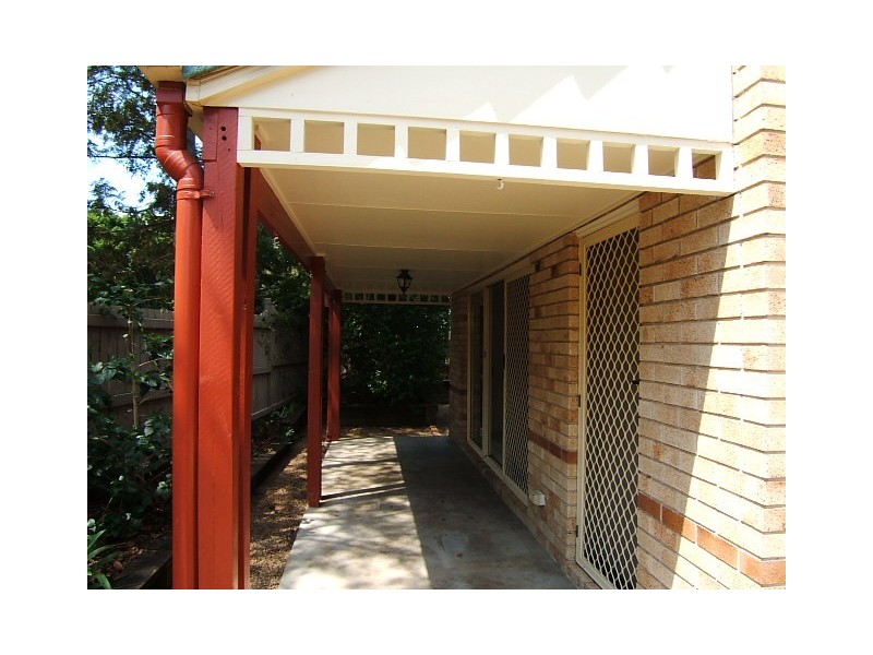 11 Eldon Place, Flinders View QLD 4305
