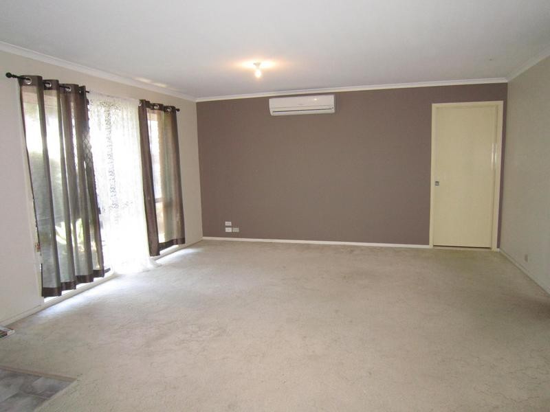 110 Equestrian Drive, Yamanto QLD 4305