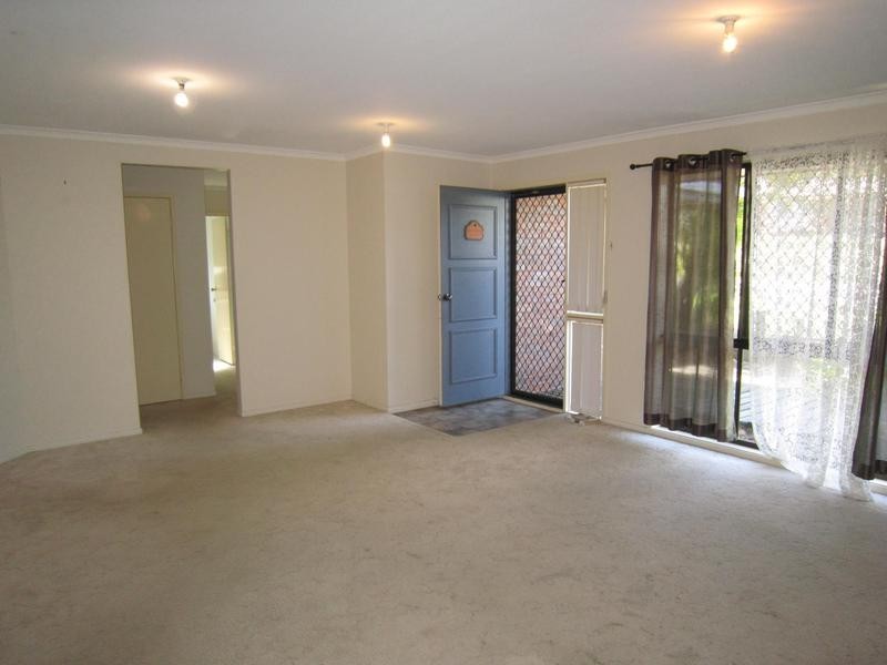 110 Equestrian Drive, Yamanto QLD 4305