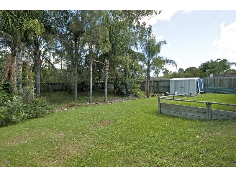 110 Equestrian Drive, Yamanto QLD 4305