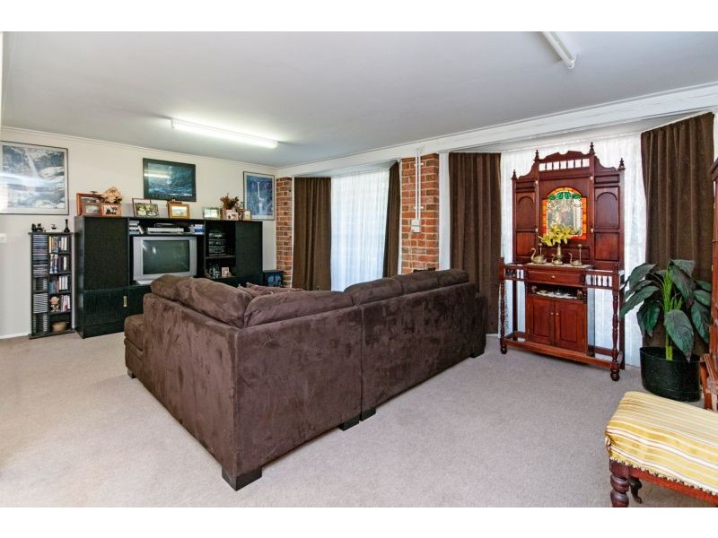 6 Jarrah Street, Raceview QLD 4305