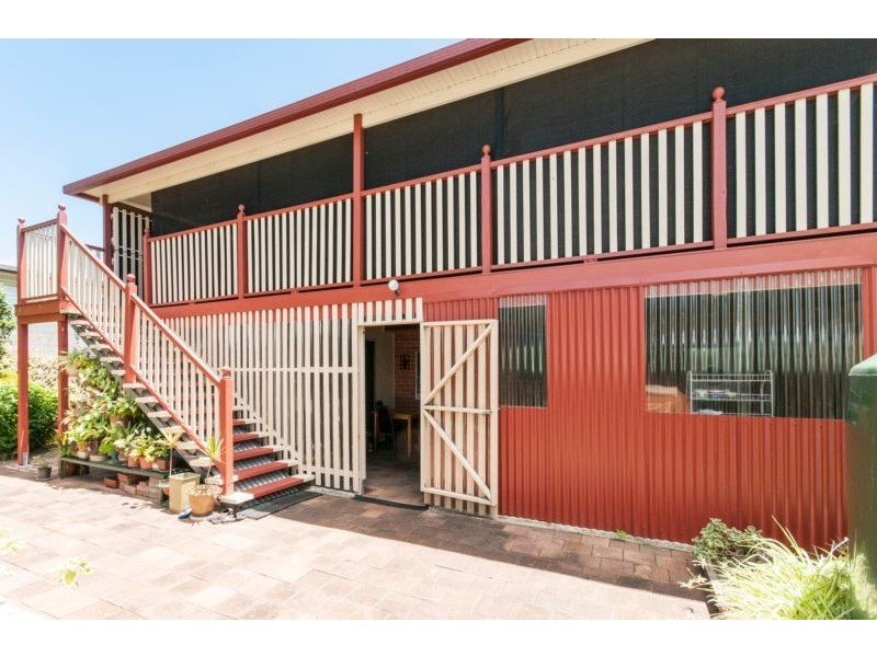 6 Jarrah Street, Raceview QLD 4305