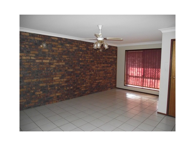 11 Arabian Close, Yamanto QLD 4305