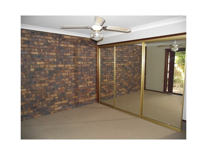 11 Arabian Close, Yamanto QLD 4305