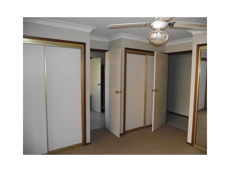 11 Arabian Close, Yamanto QLD 4305
