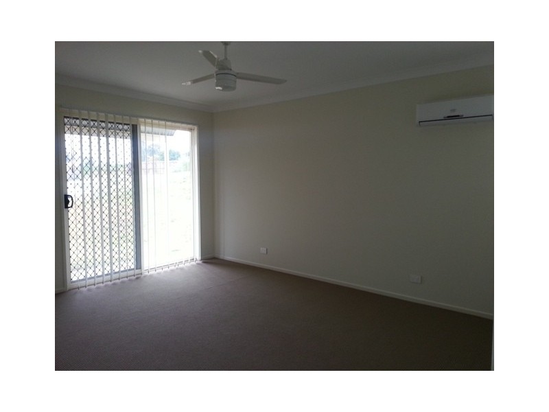 13 Iris Court, Yamanto QLD 4305