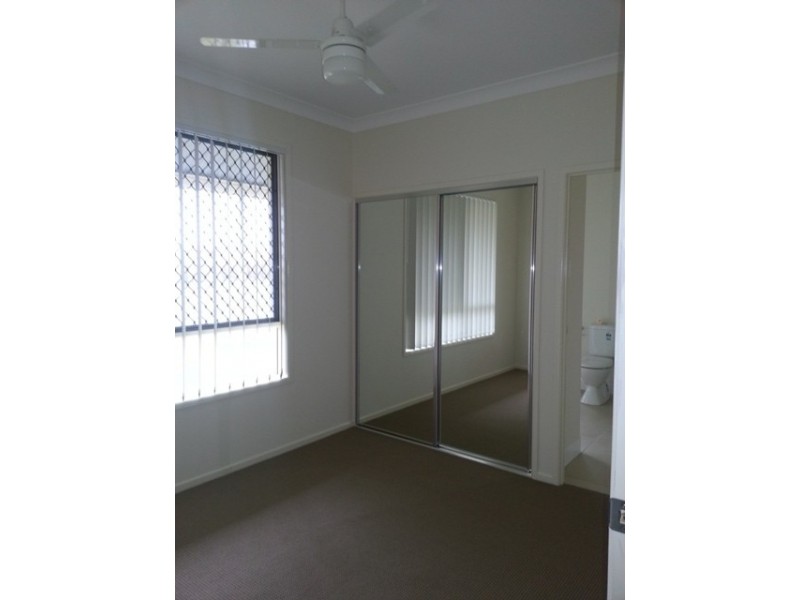 13 Iris Court, Yamanto QLD 4305