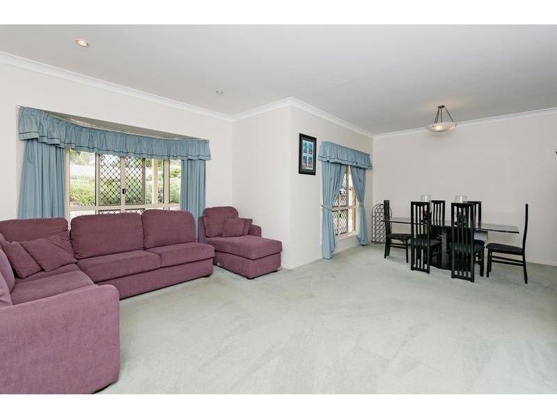 2 Leesmore Court, Deebing Heights QLD 4306