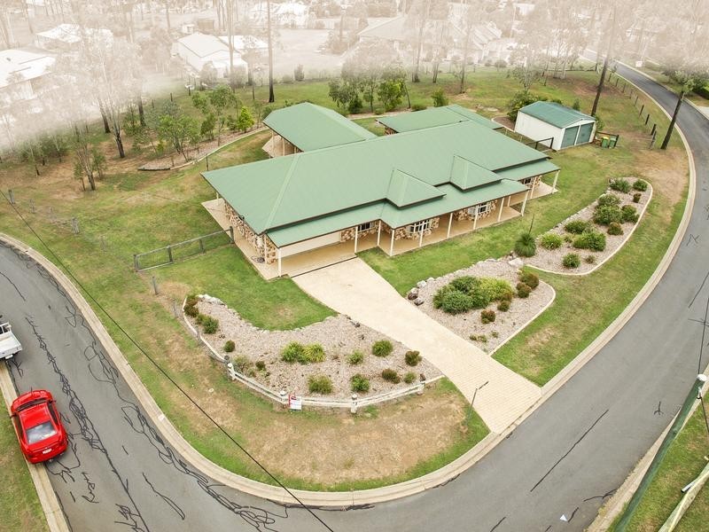 2 Leesmore Court, Deebing Heights QLD 4306