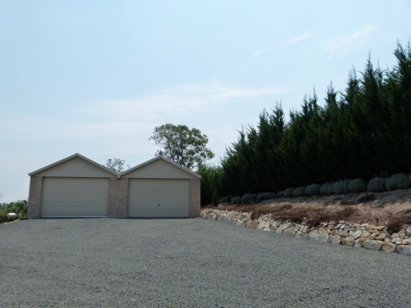 196 Eder Brothers Road, Mount Walker QLD 4340