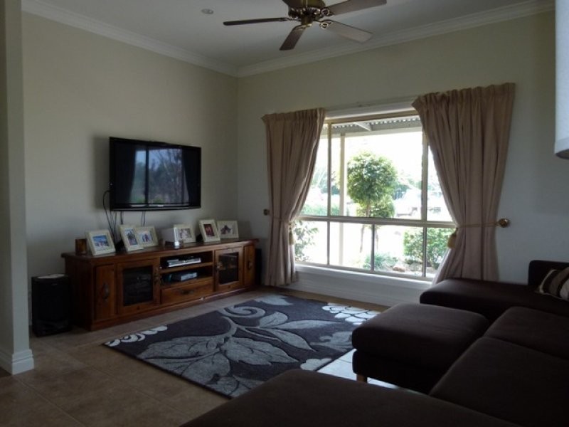 196 Eder Brothers Road, Mount Walker QLD 4340