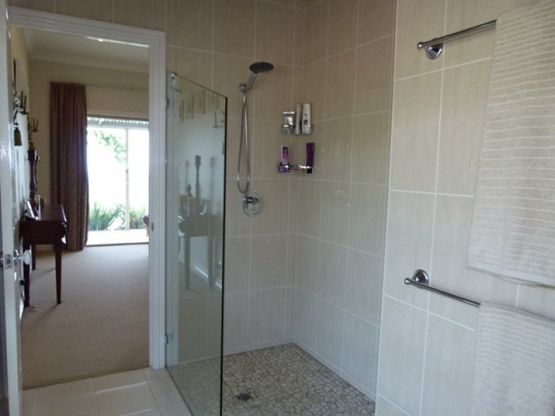 196 Eder Brothers Road, Mount Walker QLD 4340