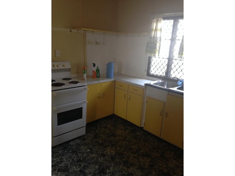 7 King Street, Dinmore QLD 4303