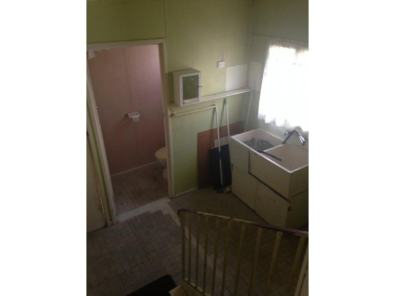 7 King Street, Dinmore QLD 4303