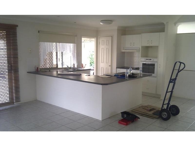 47 Jonquil Circuit, Flinders View QLD 4305