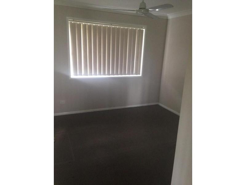 6 Baden Jones Way, North Booval QLD 4304