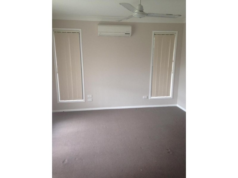 6 Baden Jones Way, North Booval QLD 4304