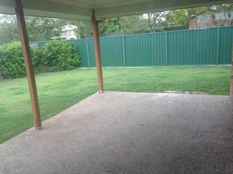 6 Baden Jones Way, North Booval QLD 4304