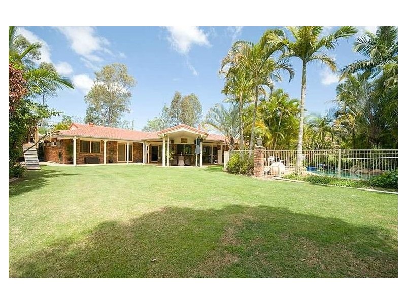 30 Balmoral Grove, Karalee QLD 4306