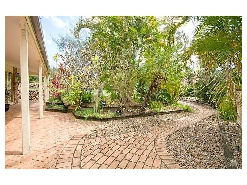 30 Balmoral Grove, Karalee QLD 4306