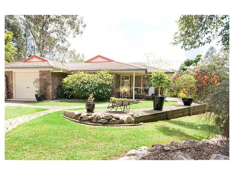 30 Balmoral Grove, Karalee QLD 4306