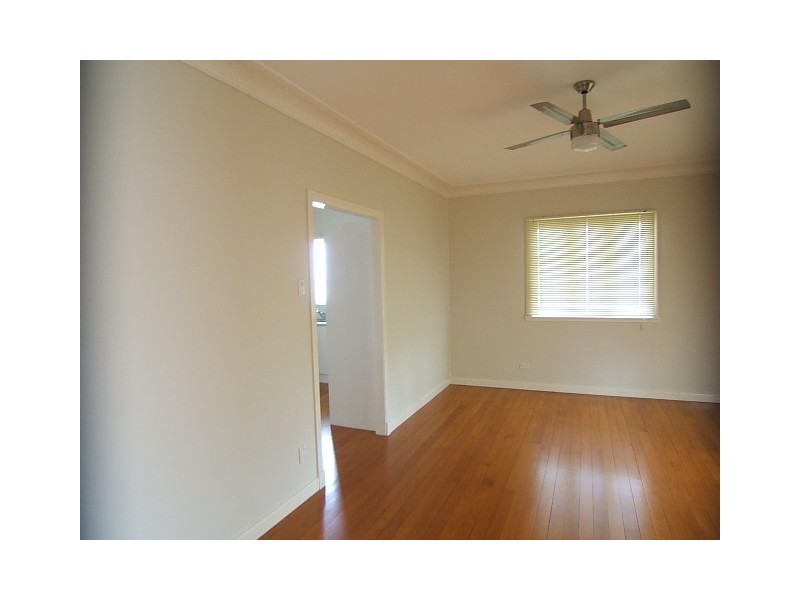 60 Hawthorne Street, Sadliers Crossing QLD 4305