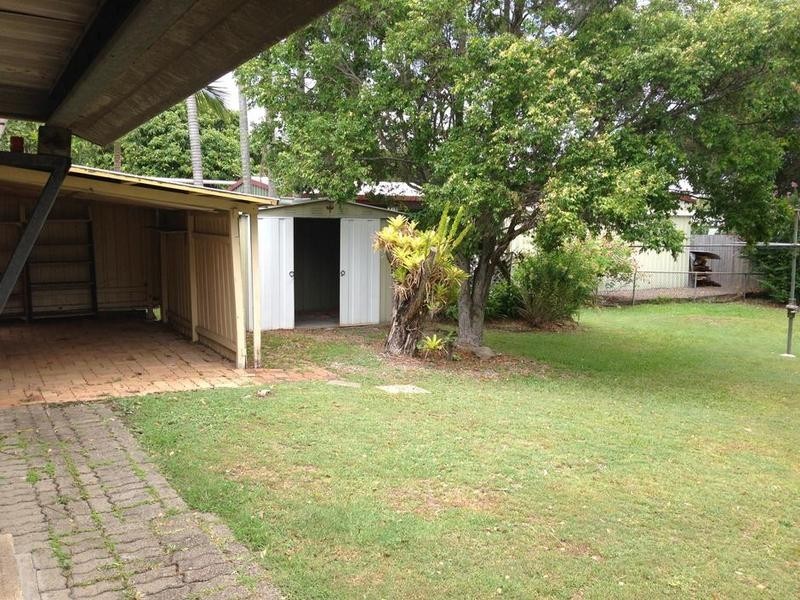 5A Pemberton Street, Booval QLD 4304
