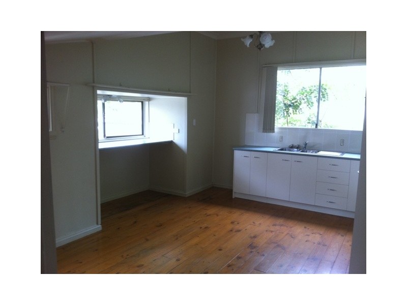 15 Elms Street, Bundamba QLD 4304