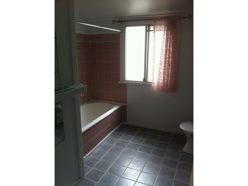 15 Elms Street, Bundamba QLD 4304