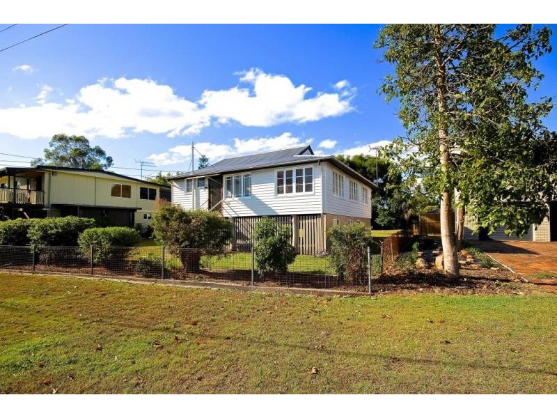 42 Sydney Street, Brassall QLD 4305