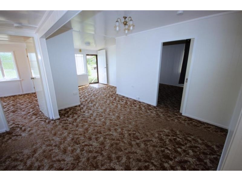 42 Sydney Street, Brassall QLD 4305