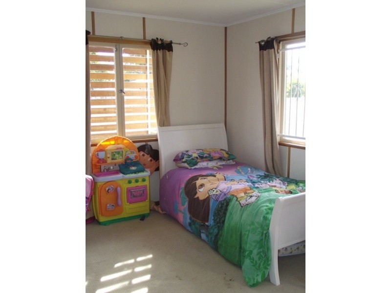 166 Whitehill Road, Raceview QLD 4305