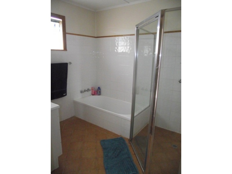 166 Whitehill Road, Raceview QLD 4305