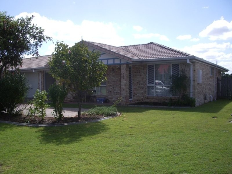 2/6 Settlers Way, Raceview QLD 4305