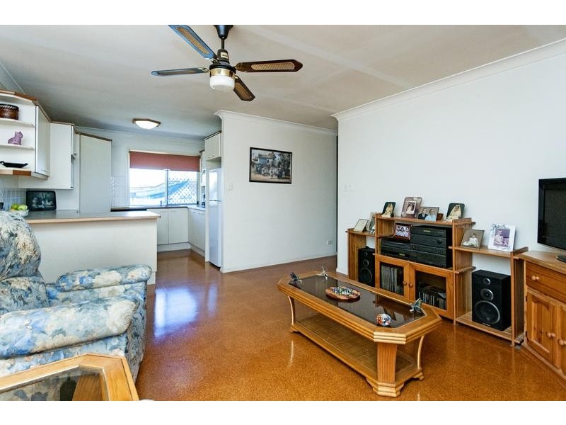 10 Dianthus Place, Flinders View QLD 4305