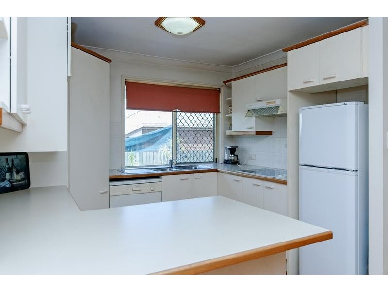 10 Dianthus Place, Flinders View QLD 4305