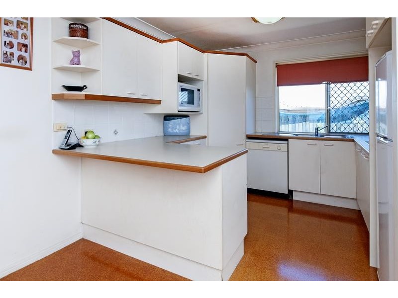 10 Dianthus Place, Flinders View QLD 4305