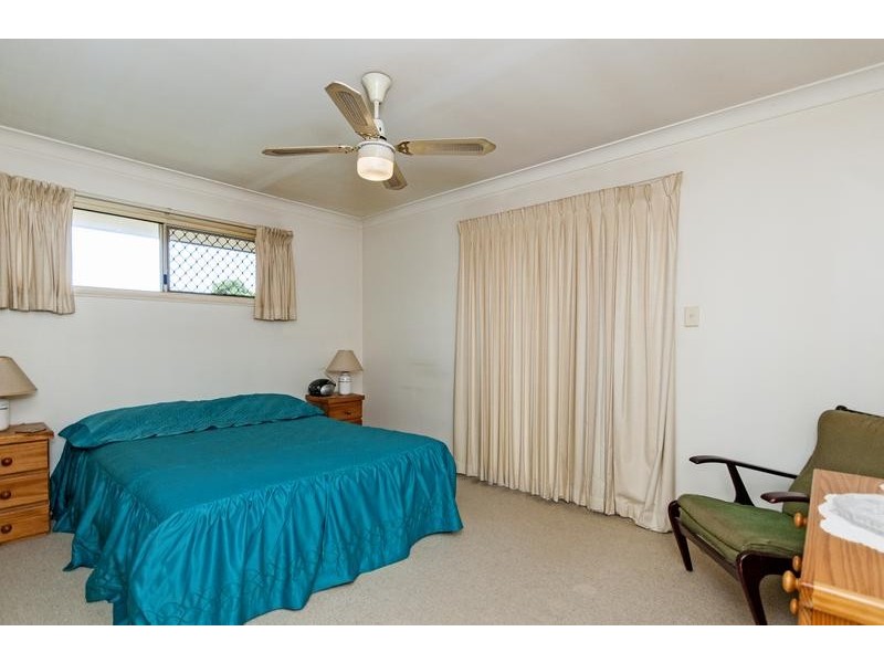 10 Dianthus Place, Flinders View QLD 4305