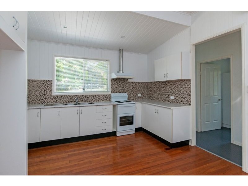 2 Maher Street, North Ipswich QLD 4305
