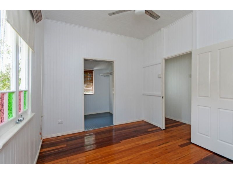 2 Maher Street, North Ipswich QLD 4305