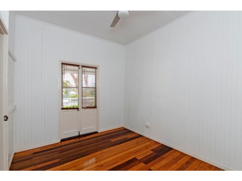 2 Maher Street, North Ipswich QLD 4305