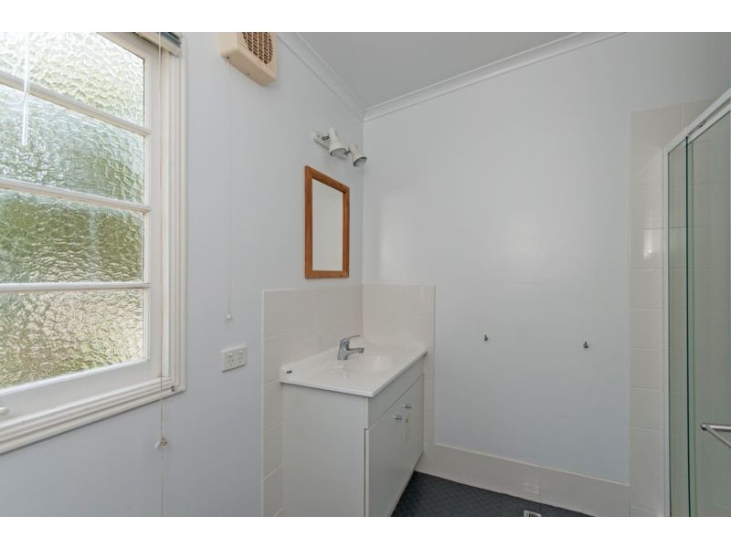 2 Maher Street, North Ipswich QLD 4305
