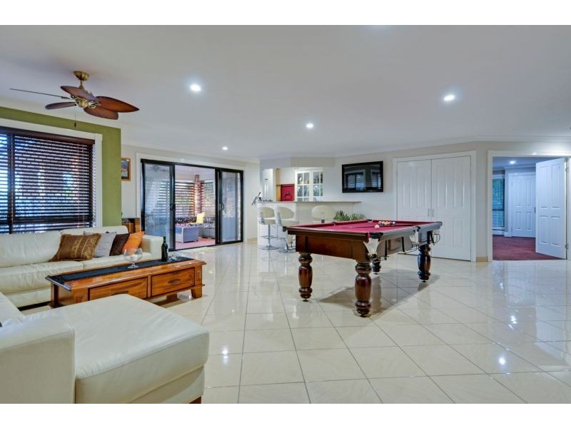 16 Blessington Way, Flinders View QLD 4305