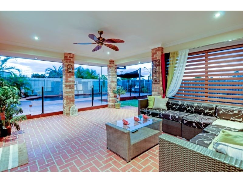 16 Blessington Way, Flinders View QLD 4305