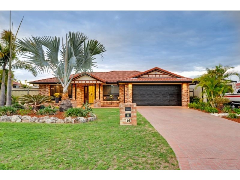 16 Blessington Way, Flinders View QLD 4305