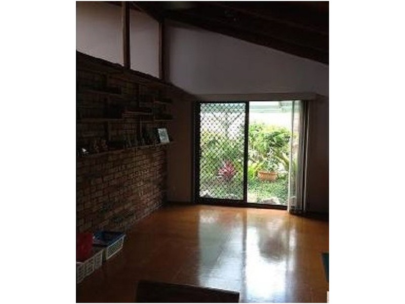 5 Gorston Close, Yamanto QLD 4305